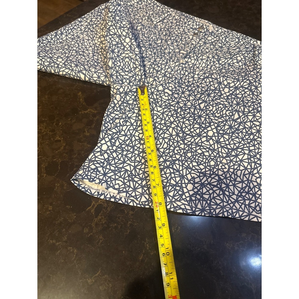 Adidas Womens Golf Shorts Blue White Geometric Lattice Print Size 8 Athletic - Picture 5 of 7
